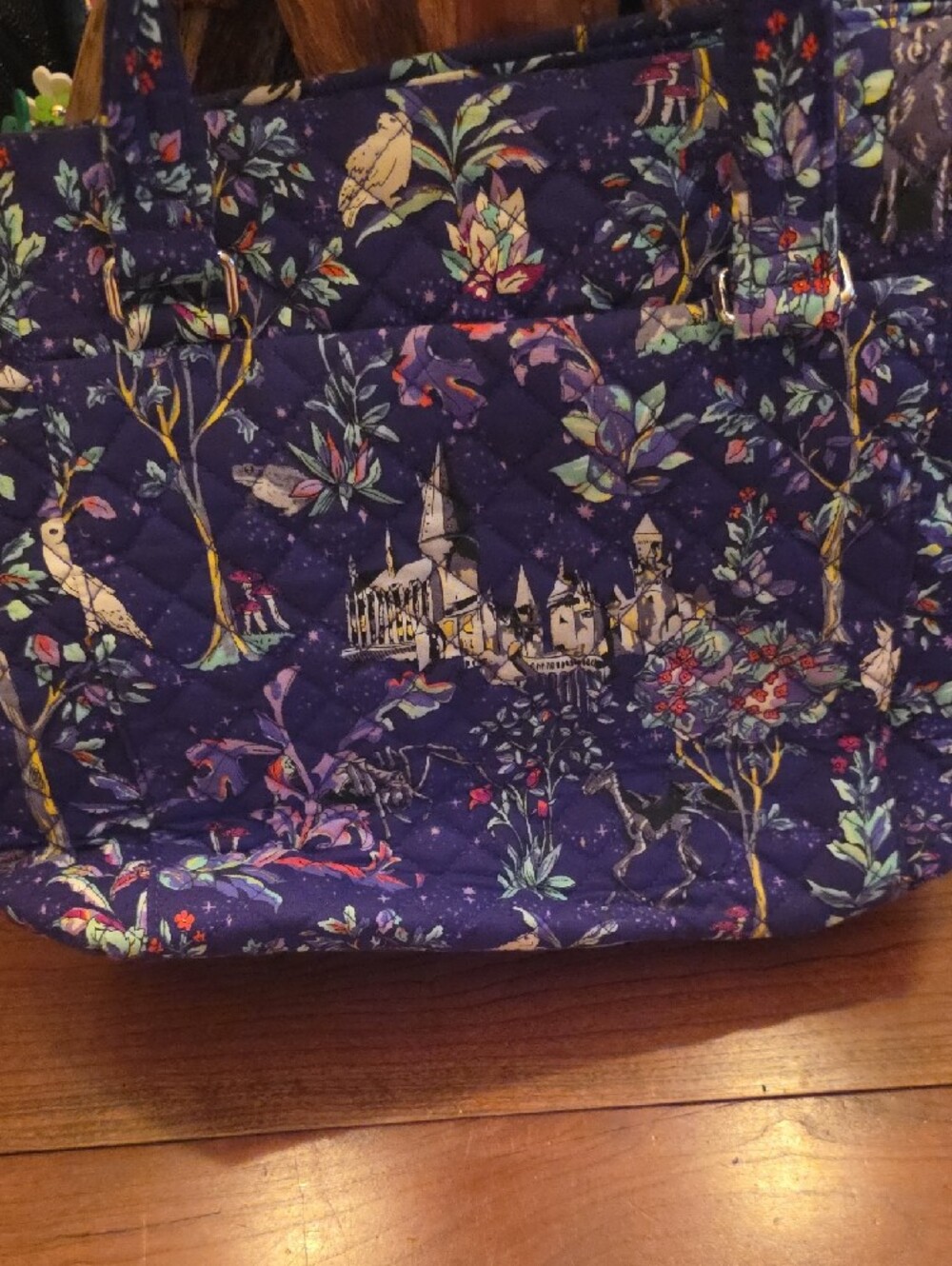 Vera Bradley Harry Potter - Quilted Floral Print Tote Bag - Navy - Picture 2 of 4